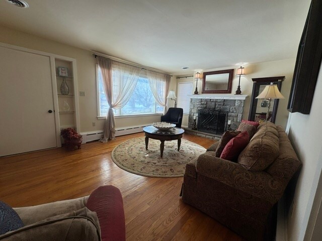 Building Photo - 2403 New Holland Pike