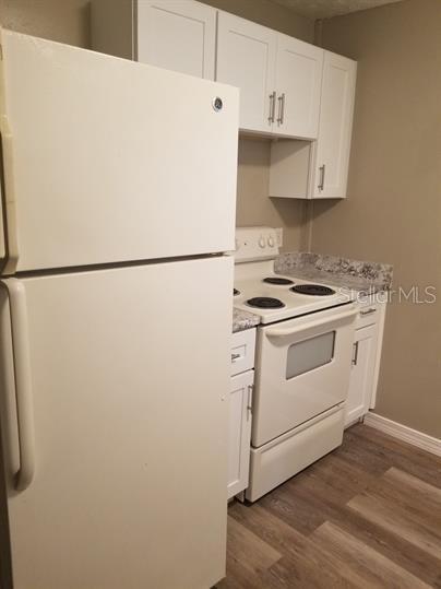 Building Photo - 318 E Tarpon Ave