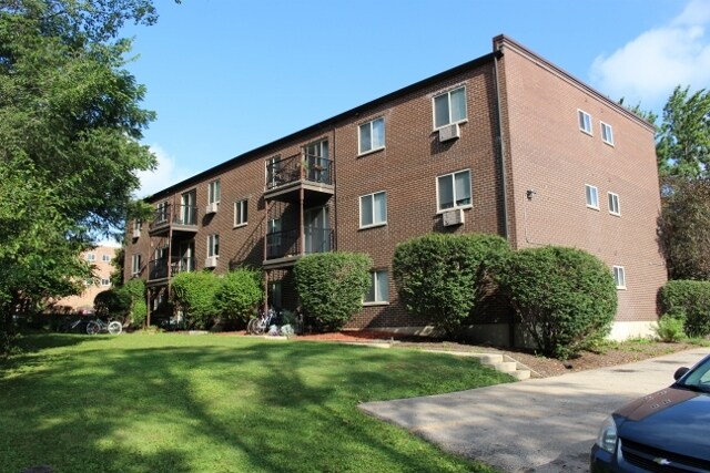 Building Photo - 709 Strom Dr