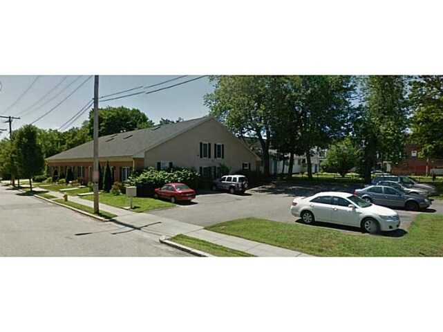 Primary Photo - Dartmouth Place Townhouses