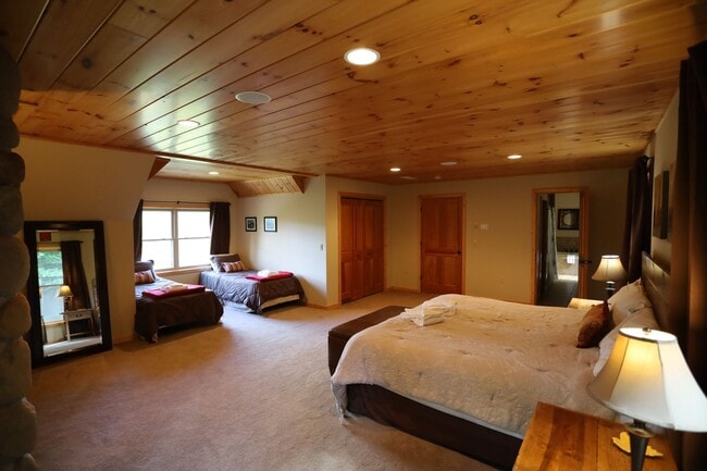 Building Photo - Large Private Furnished 4 Bed Winter Seasonal in Thornton- Close to Skiing! $2550/mo