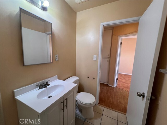 Building Photo - 4387 W 134th St
