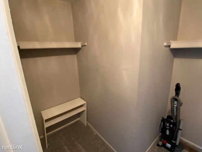 Building Photo - 2 br, 1.5 bath House - 50070 S Benny Ct