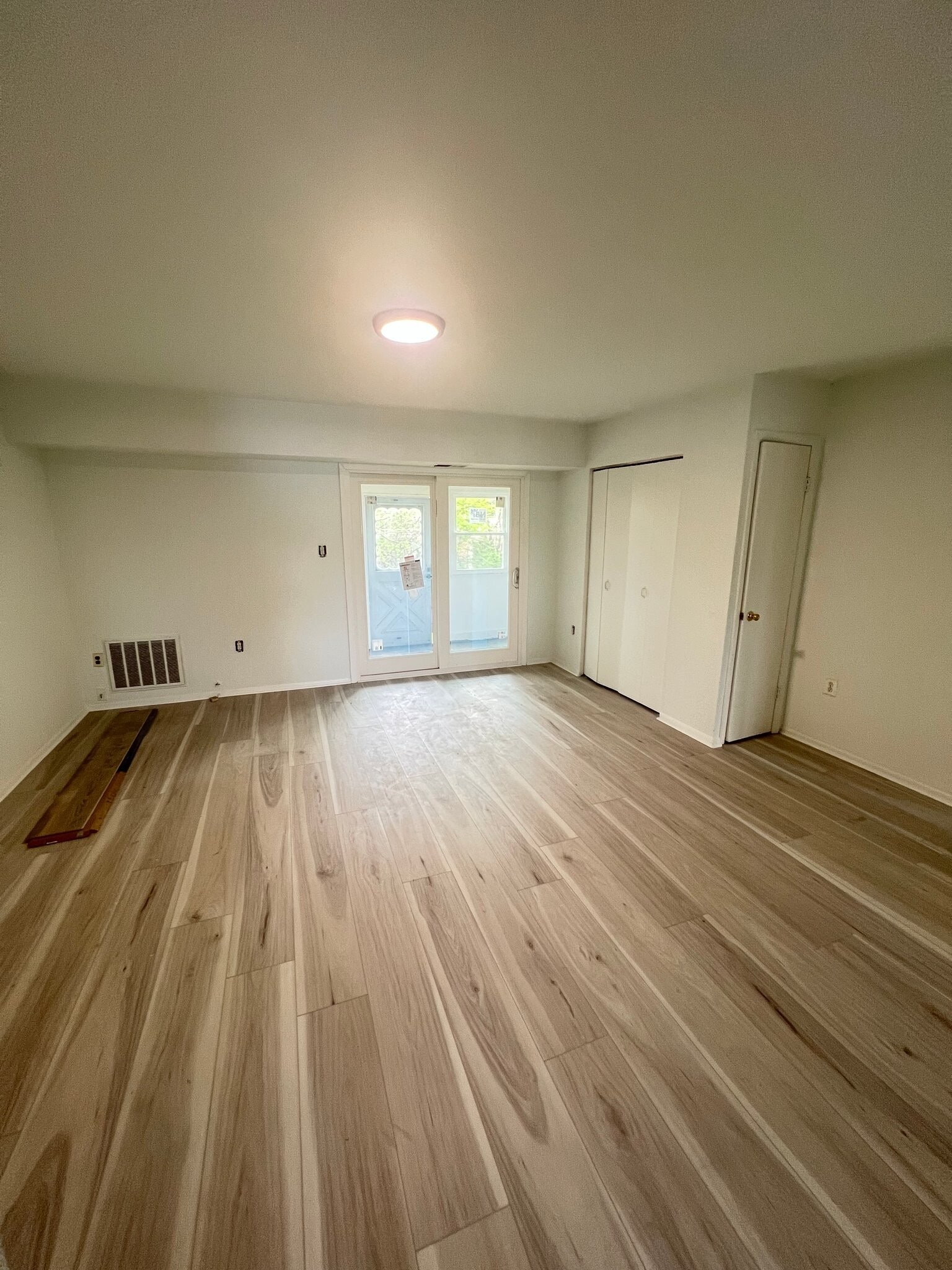 Building Photo - 1137 Kaye Ct