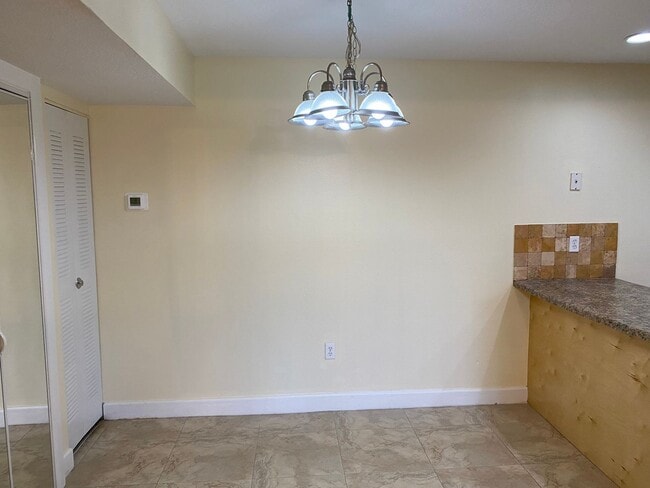 Building Photo - RESORT STYLE, GATED 1ST FLOOR CONDO LOCATE...
