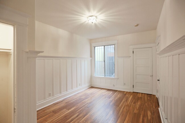Building Photo - 849 Rhode Island St