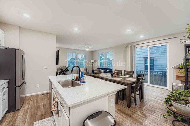 Building Photo - 21207 E 59th Pl