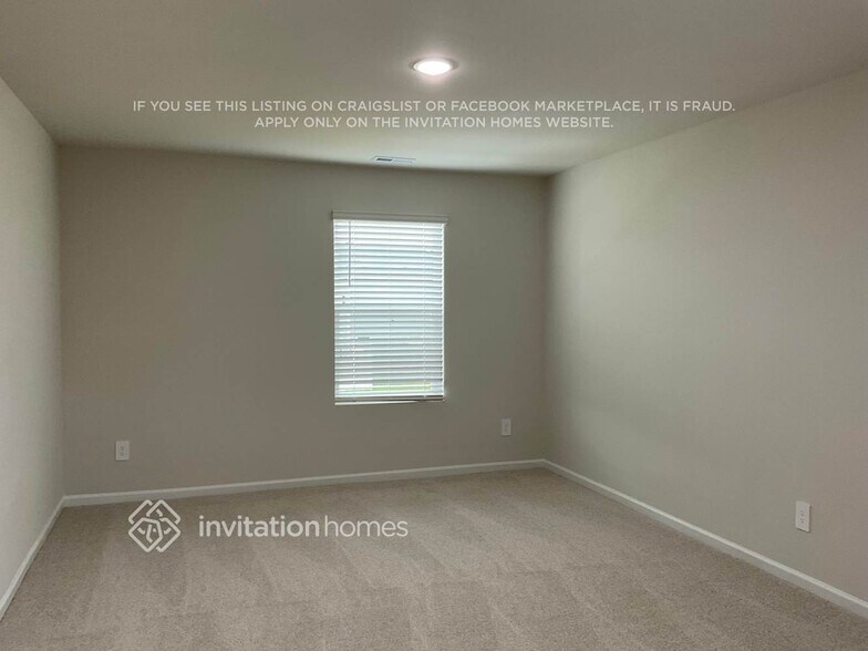 Building Photo - 584 Bridger Dr