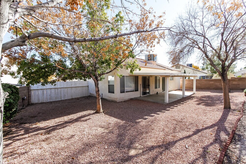 Building Photo - 3829 Fall Oaks Ct