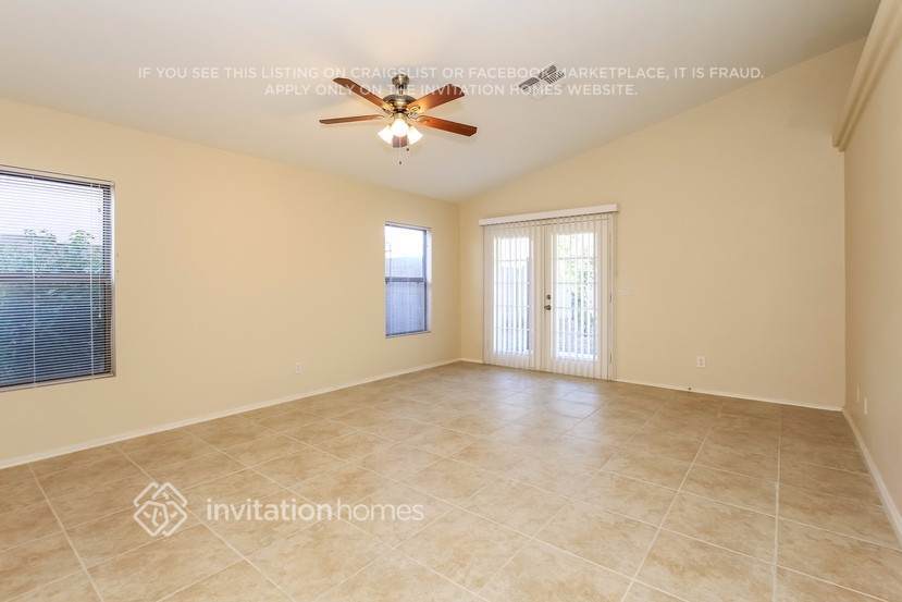 Building Photo - 13014 W Hearn Rd