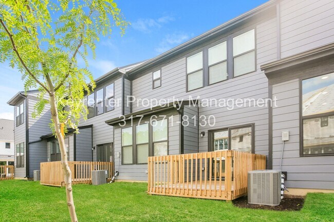 Building Photo - 9738 Behner Dr