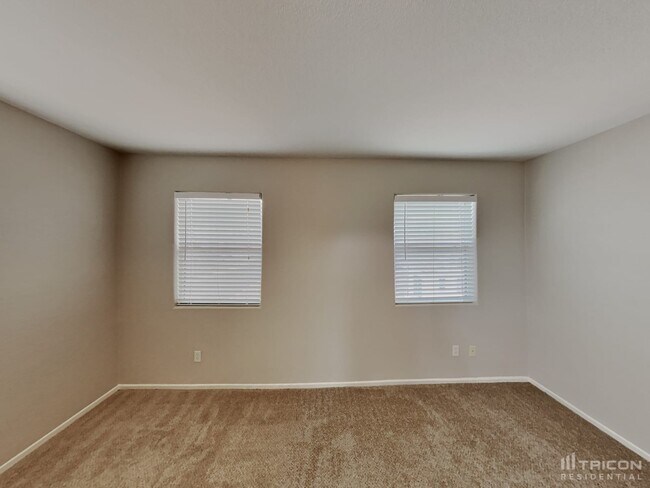 Building Photo - 3521 Tesoro Del Valle Ct