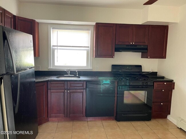 Building Photo - 2207 Adams Ave