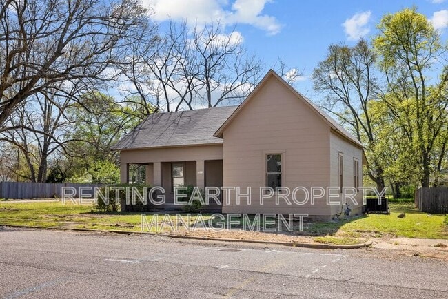 Building Photo - 2017 48th Street Ensley