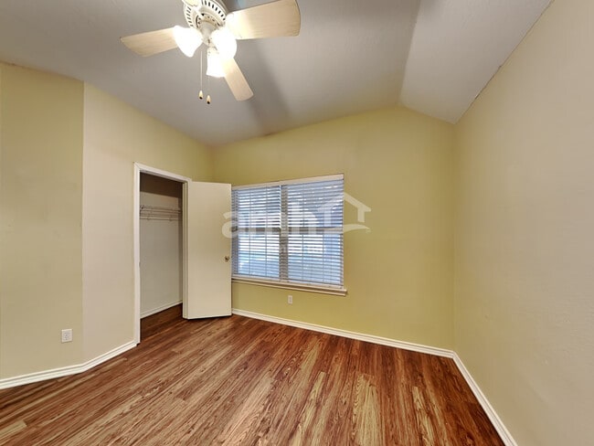 Building Photo - 8206 Coppergate