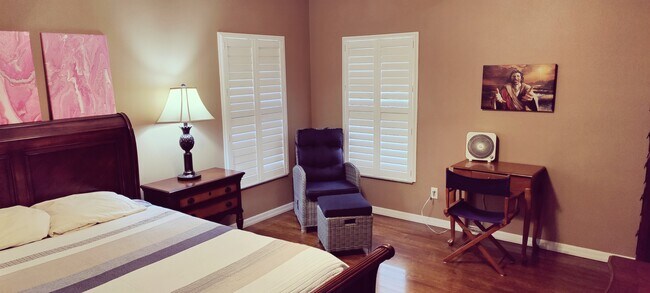 Primary bedroom - 3602 Westover Cir