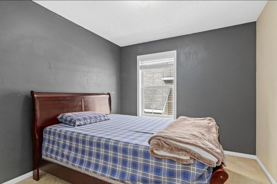 Building Photo - 15587 Crab Apple Ln