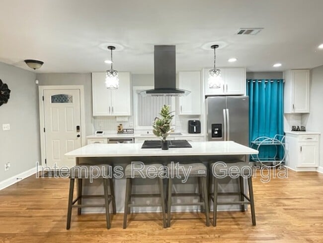 Building Photo - 1771 Dodson Dr SW