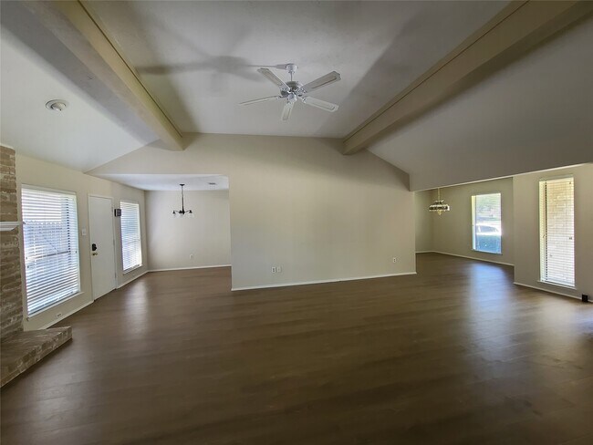 Building Photo - 3706 Hill Springs Dr