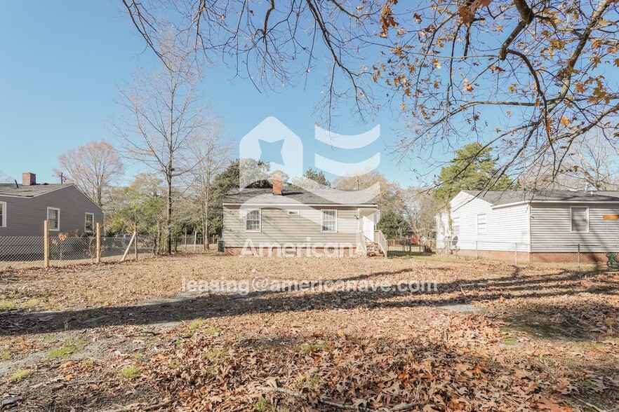 Building Photo - 2506 Coleman Ave