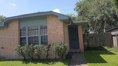 Building Photo - 6717 Greenyard Dr