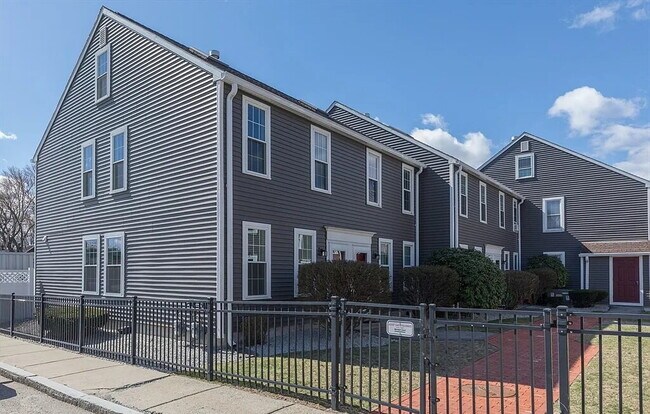 Building Photo - Secure This Beautiful Unit Today