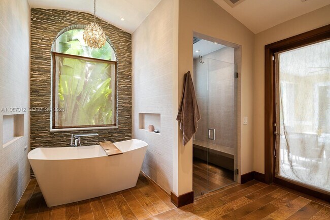 Building Photo - 5770 SW 128th St