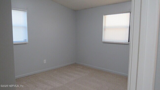 Building Photo - 7039 Cotillion Rd N