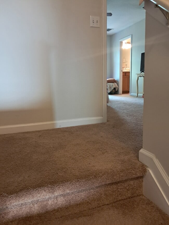 Building Photo - 317 Sand Oak Blvd