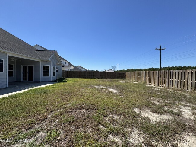 Building Photo - 461 Worsley Wy
