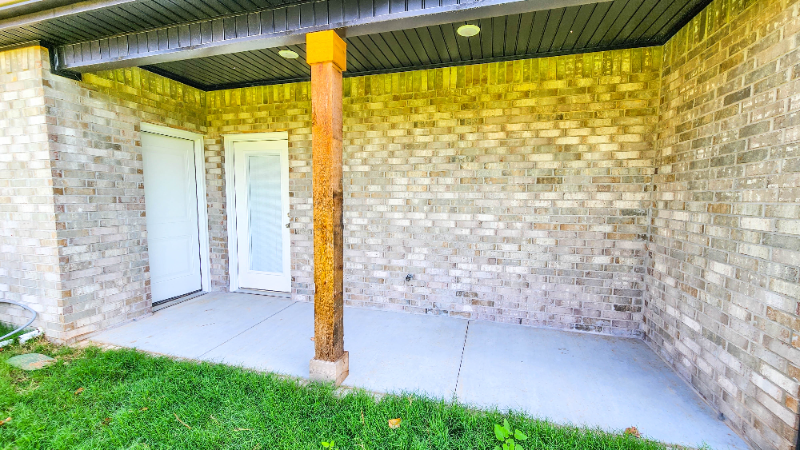 Building Photo - 1159 Pink Ter