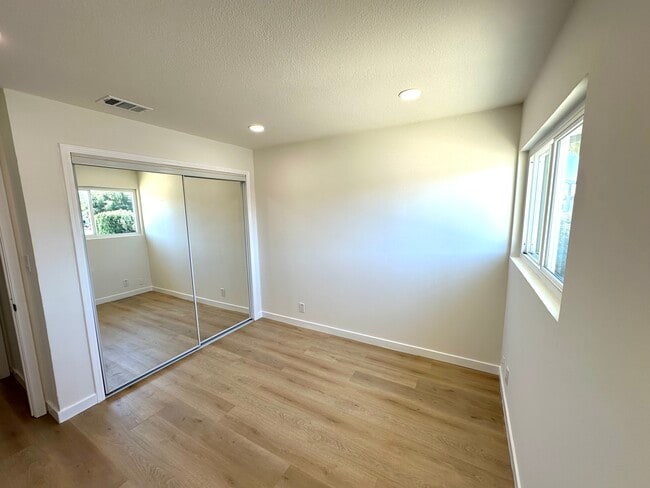 Building Photo - 7777 Shannon Ave