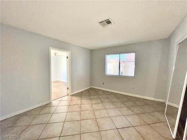 Building Photo - 5096 Spencer St