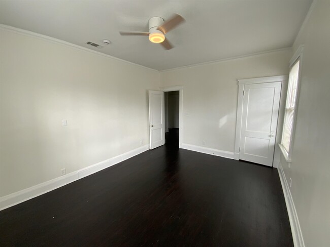 Building Photo - 1708 Glenview Ave