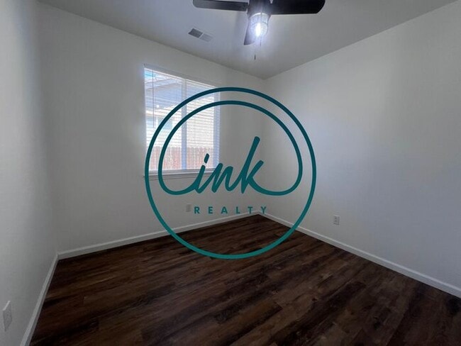 Building Photo - Single Family Home for Rent on Dayton Vall...