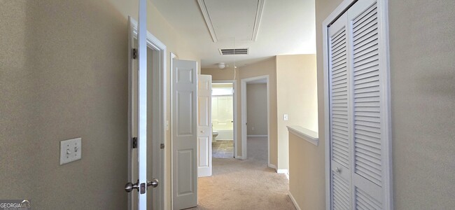 Building Photo - 22 Tahoe Dr