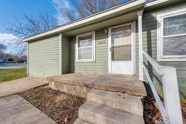 Building Photo - 1400 Wynn Terrace