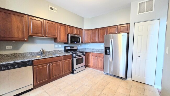 Building Photo - 2366 Georgetown Cir