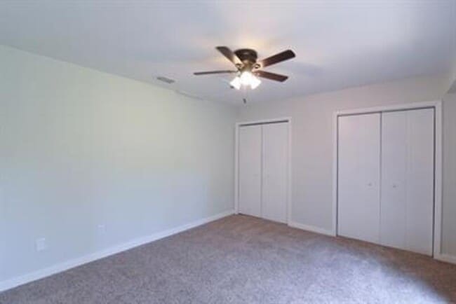 Building Photo - 2156 Claremont Ln