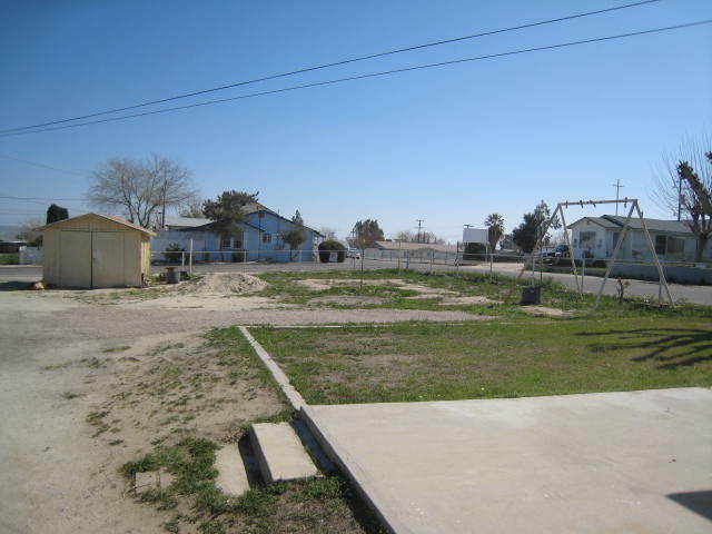 Building Photo - 414 S 10th St