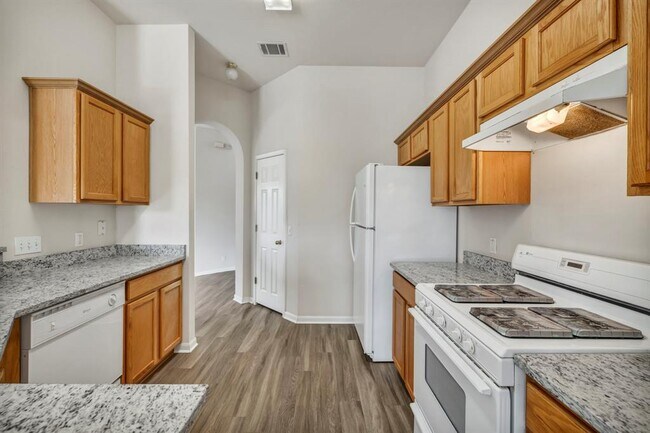 Building Photo - 216 Meadowside Dr