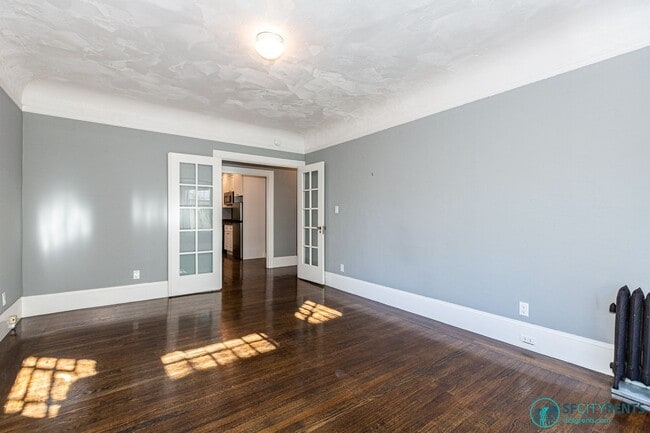 Building Photo - Lower Haight: Renovated Studio or Jr 1 Bed w/ Dishwasher & Shared Yard