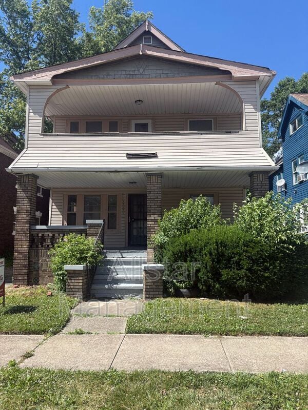 Building Photo - 11909 Parkhill Ave