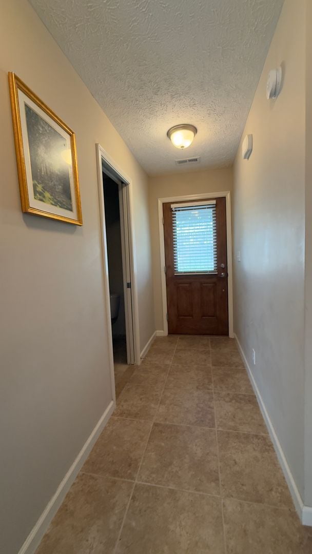 Building Photo - Updated 4-Bedroom Gem in West Lafayette – ...