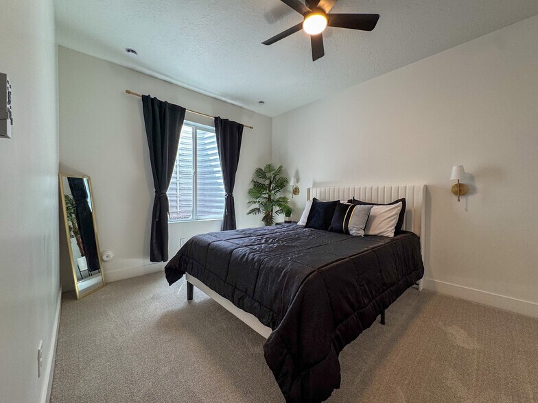 Building Photo - 5385 N Sulley Way