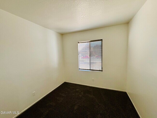 Building Photo - 37306 Wild Tree St