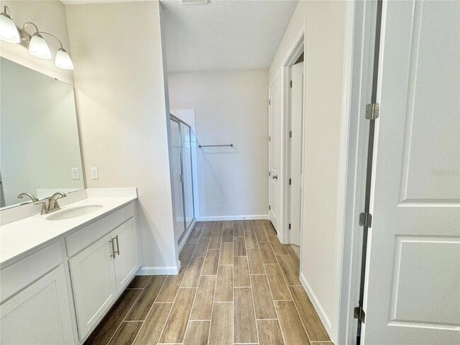 Building Photo - 824 Griffon Ave