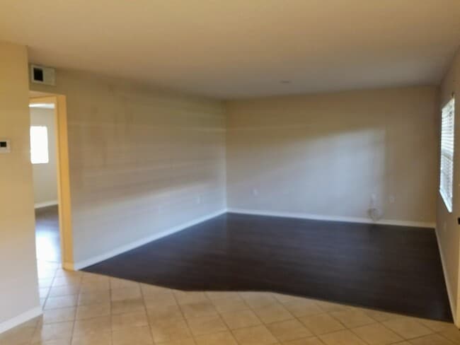 Building Photo - 6100 Gulfport Blvd S
