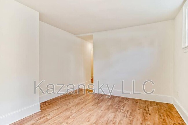 Building Photo - 4515 N Marvine St