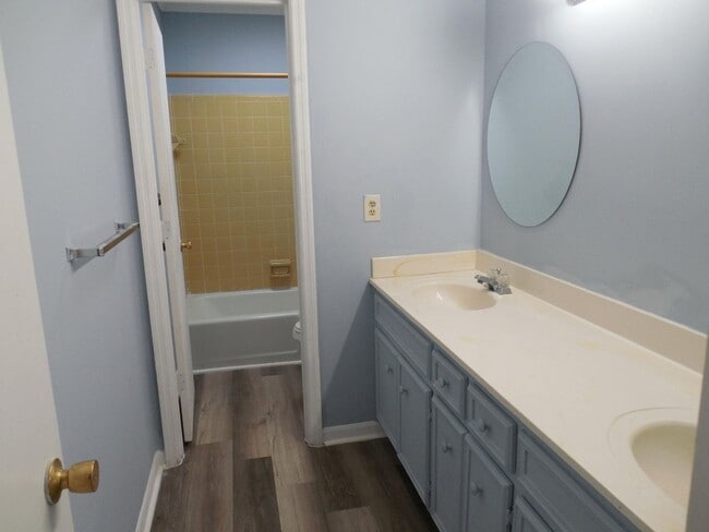 Building Photo - Available October 1st 4 bedroom 2 bathroom in Evans Ga